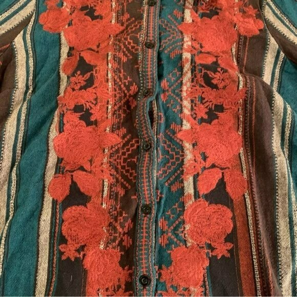 Andree by Unit floral print multi striped button up women’s size medium - Picture 7 of 7